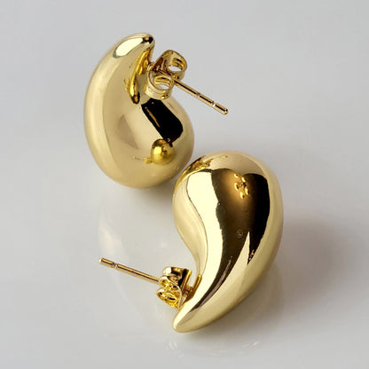 Crafted with expertise and precision, our Drop Stud Earrings are the perfect addition to any outfit. Made from hypoallergenic stainless steel, they are tarnish-proof and sustainable for long-lasting wear. Enjoy the low maintenance and lightweight design while looking effortlessly stylish.