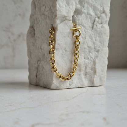The Perfect Golden Bracelet